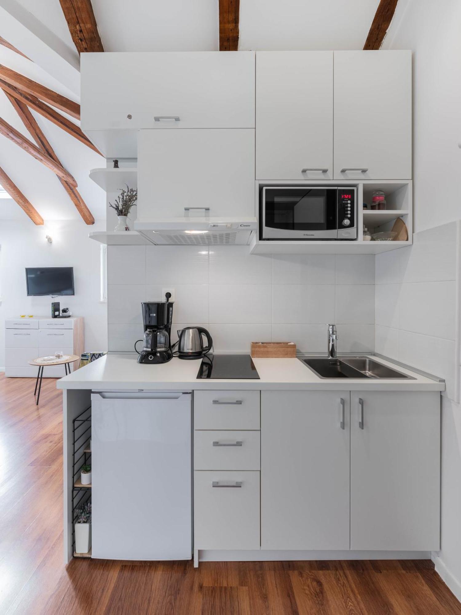 Apartment The Charm Split Bagian luar foto
