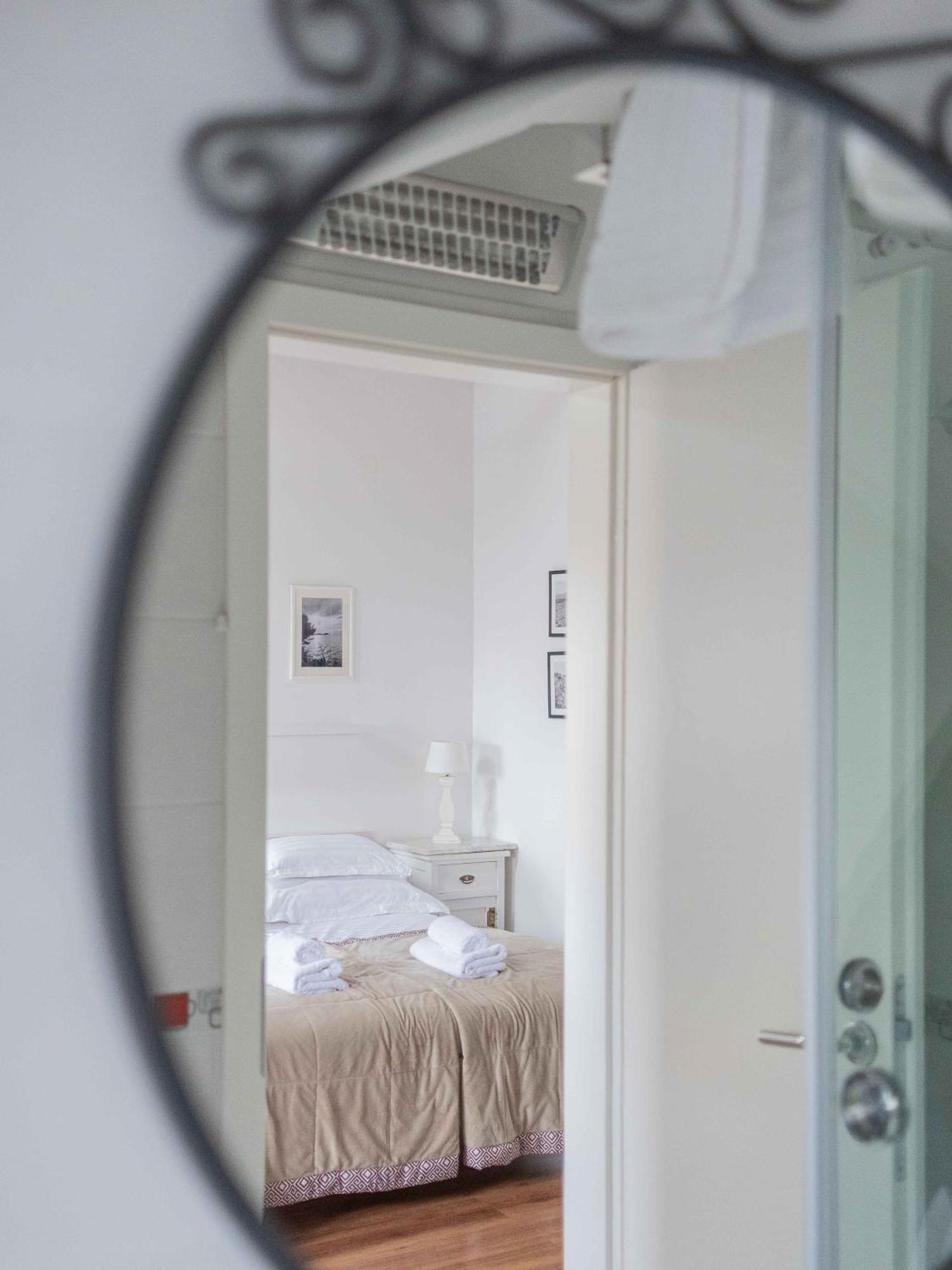 Apartment The Charm Split Bagian luar foto