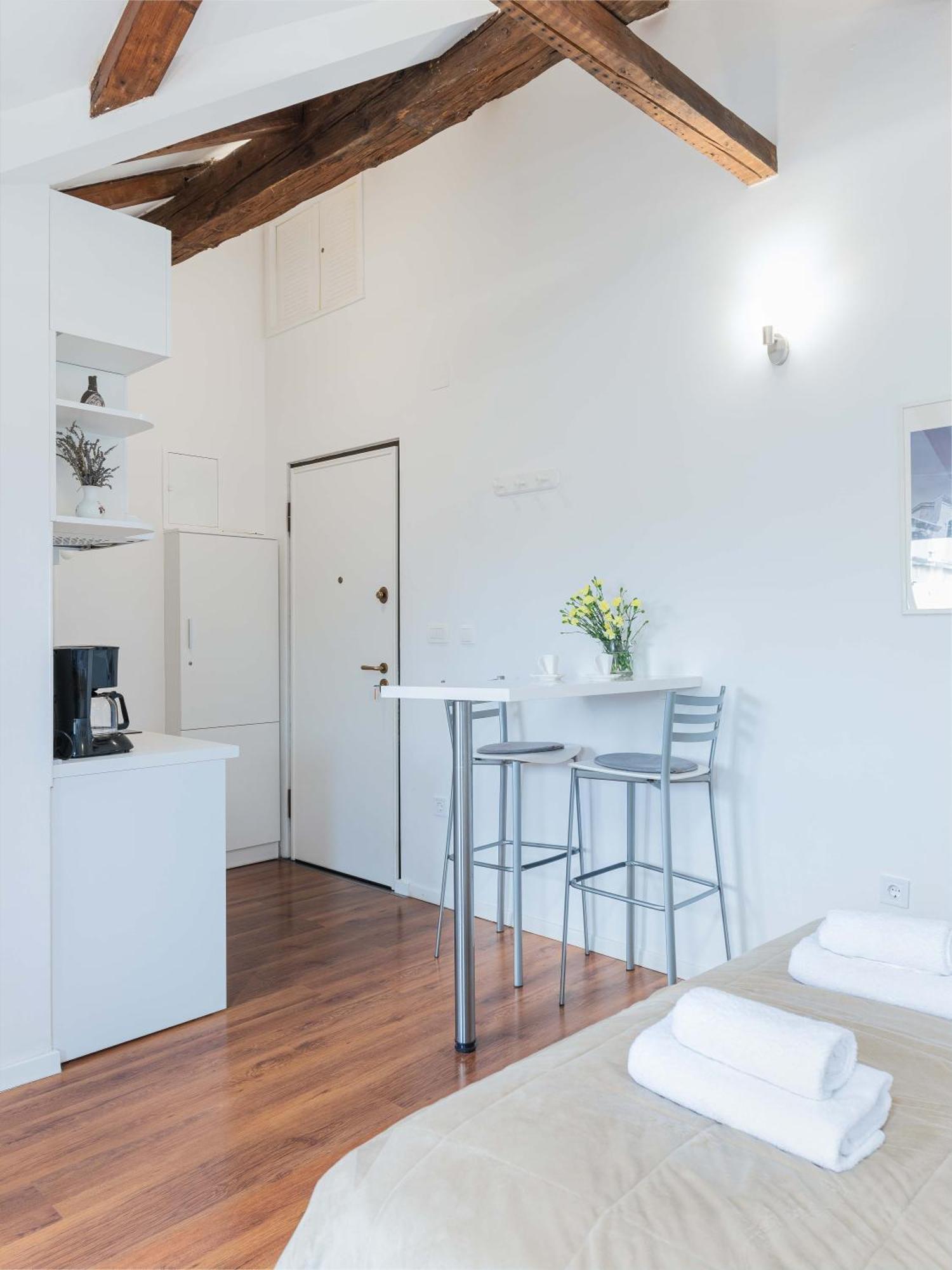 Apartment The Charm Split Bagian luar foto