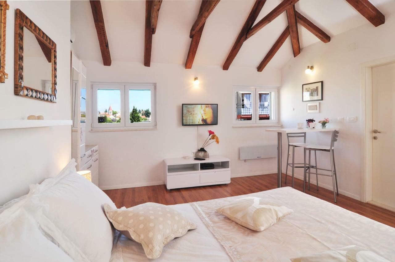 Apartment The Charm Split Bagian luar foto