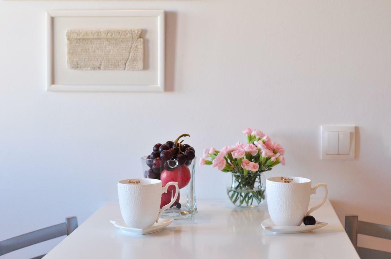 Apartment The Charm Split Bagian luar foto
